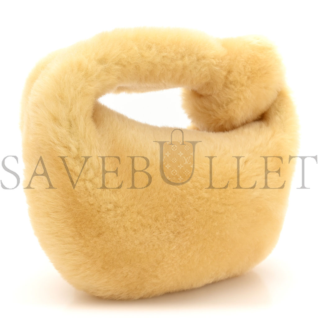 BOTTEGA VENETA SHEARLING LAMBSKIN MINI JODIE TEDDY (23*16cm) BOTTEGA VENETA SHEARLING LAMBSKIN MINI JODIE TEDDY (23*16cm)
