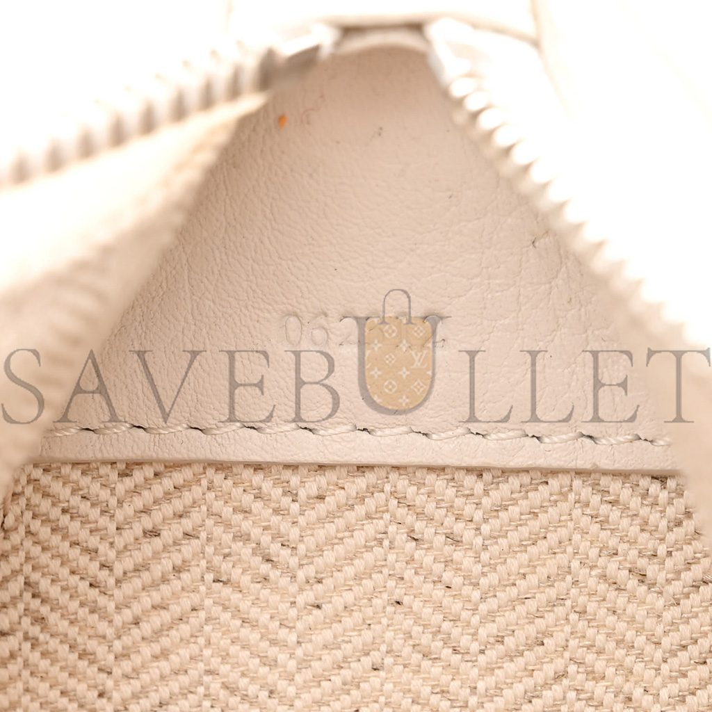 LOEWE CALFSKIN MINI HAMMOCK HOBO SOFT WHITE (17*15*10cm) LOEWE CALFSKIN MINI HAMMOCK HOBO SOFT WHITE (17*15*10cm)