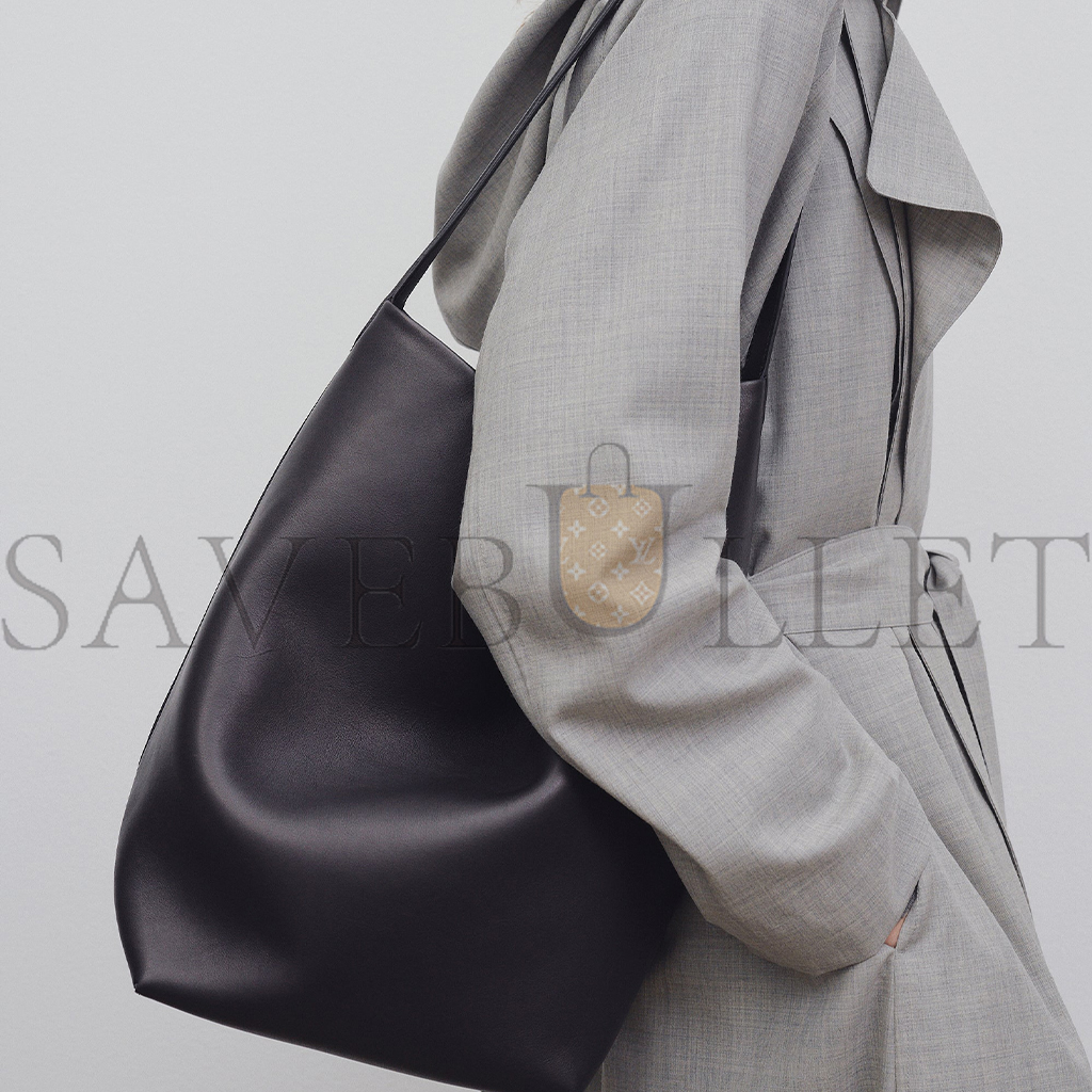THE ROW LARGE NS PARK TOTE BAG IN LEATHER BLACK W1273L129BLPL (43*38*20cm) THE ROW LARGE NS PARK TOTE BAG IN LEATHER BLACK W1273L129BLPL (43*38*20cm)